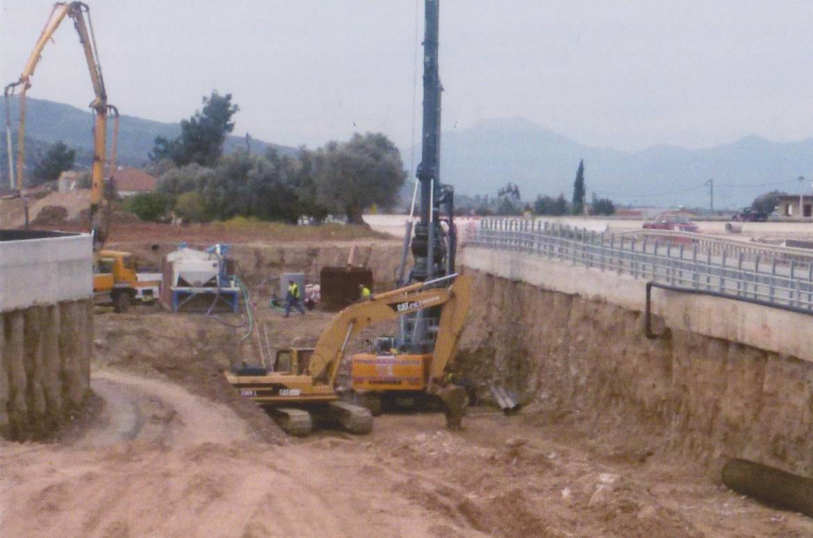 002-1.jpg